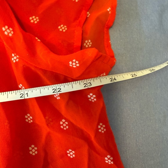 Old Navy White and Orange Blouse with Puff Sleeves and Relaxed Fit - Picture 4 of 5